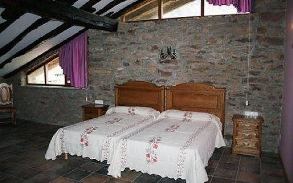 Comfort Double Room, Garden View | 1 bedroom, desk, free WiFi, bed sheets
