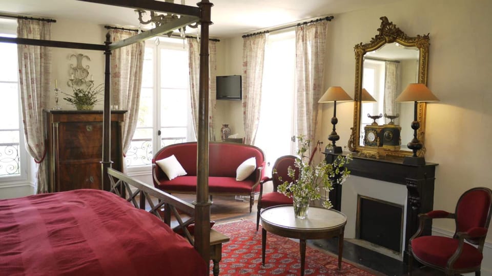 In-room safe, individually decorated, individually furnished, desk