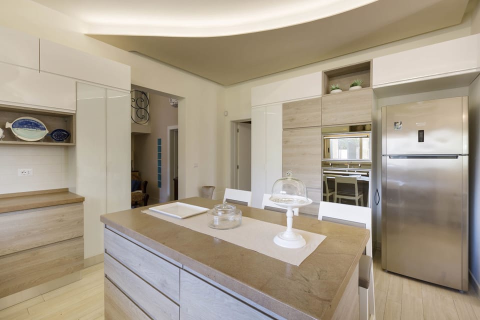 Luxury Villa, 3 Bedrooms | Private kitchen | Fridge, microwave, oven, stovetop