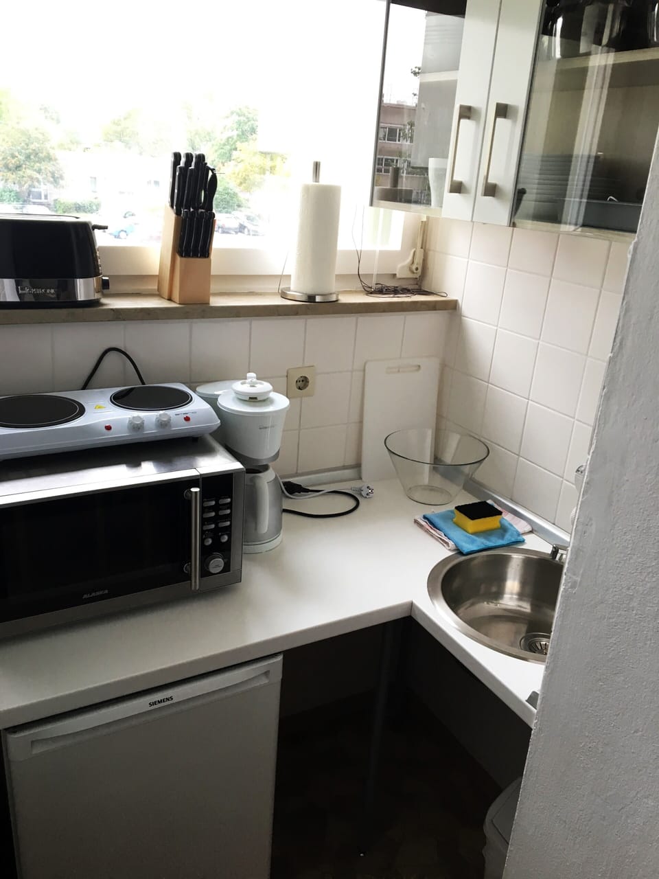 Basic Studio | Private kitchen | Espresso maker, coffee/tea maker, fridge, microwave
