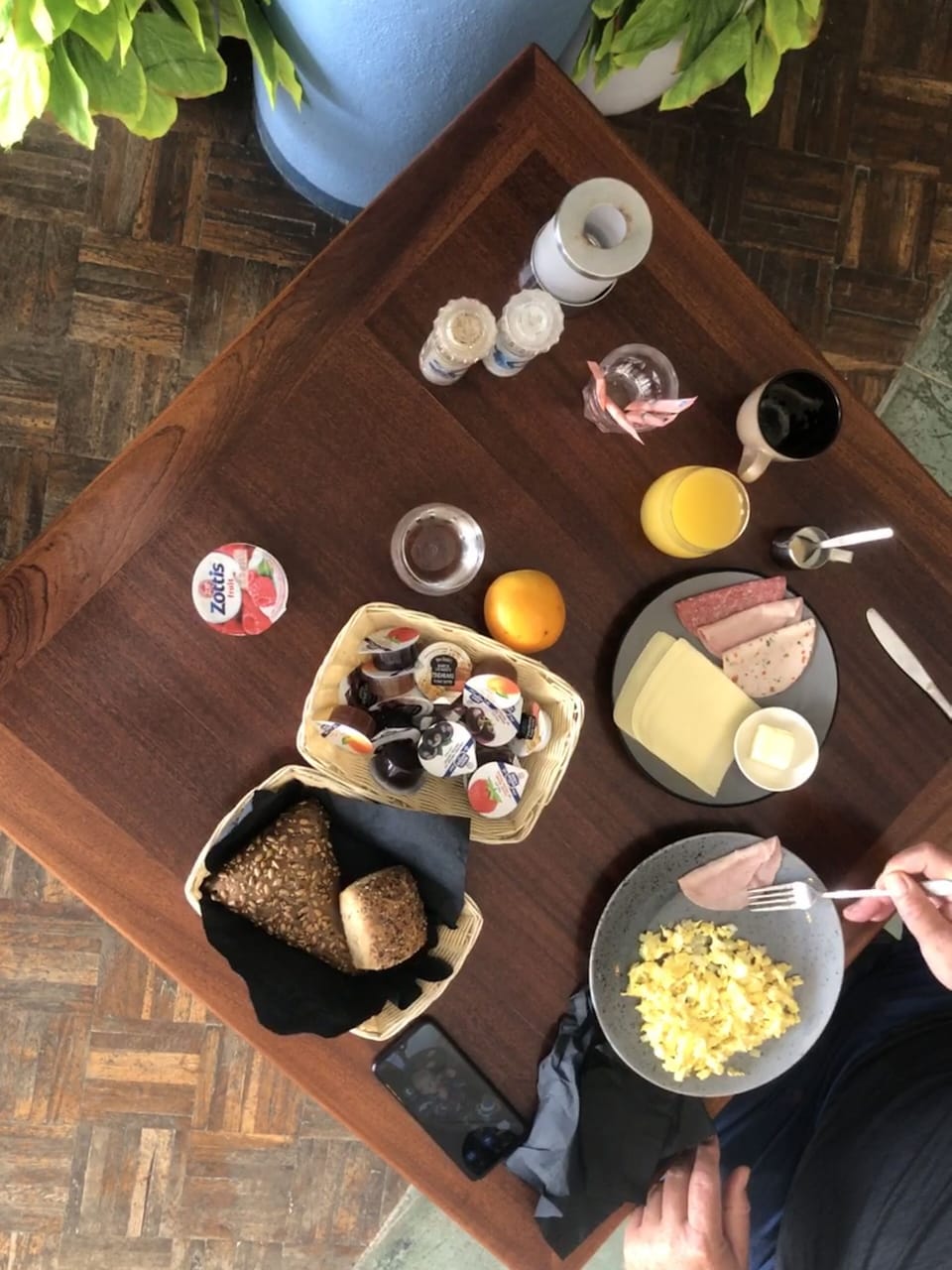 Breakfast meal