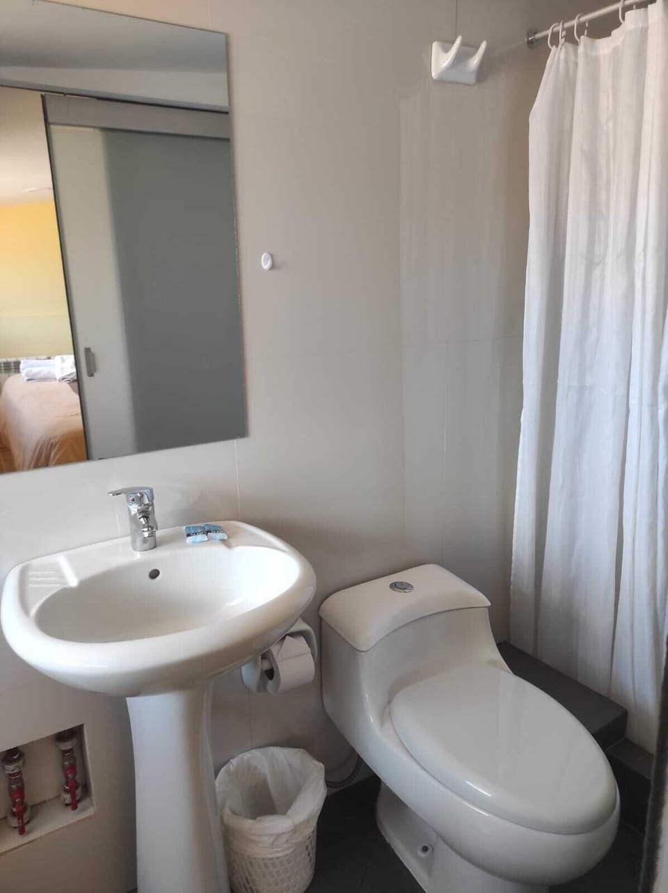 Superior Double Room | Bathroom | Towels