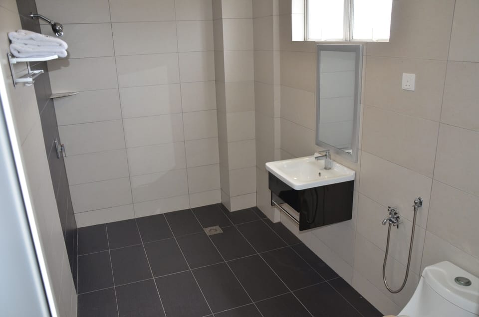 Bathroom shower