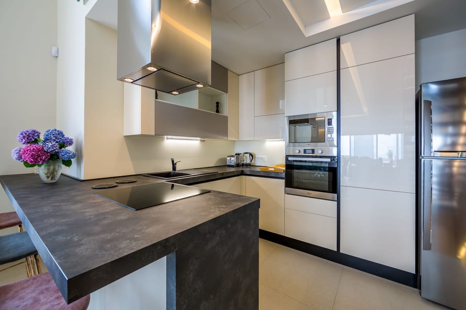 Villa, 4 Bedrooms, Sea View | Private kitchen | Fridge, microwave, oven, stovetop