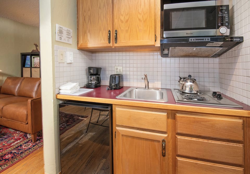 Kitchenette