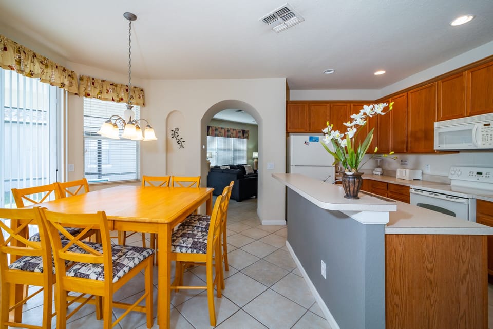 Alternate view dining table
