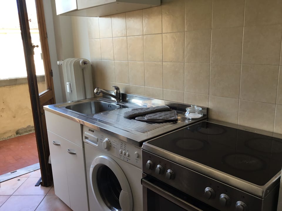 Standard Apartment, 2 Bedrooms | Private kitchen | Fridge, microwave, stovetop, dishwasher