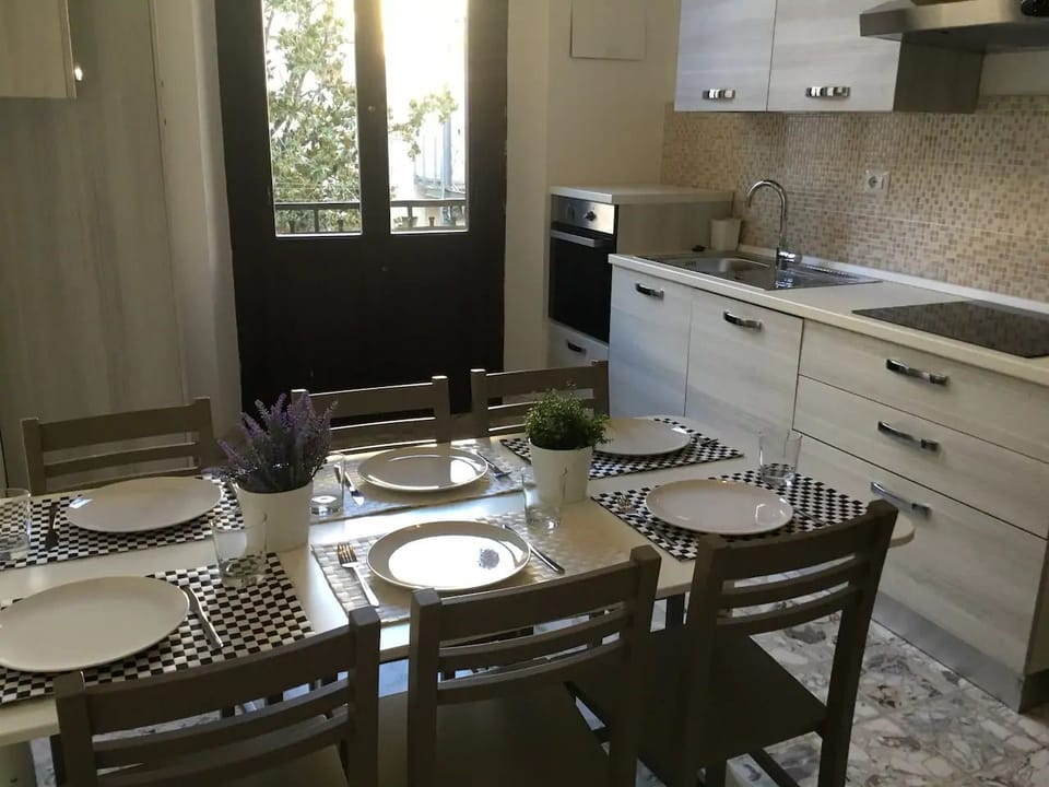 Apartment, 4 Bedrooms, 2 Bathrooms | Private kitchen | Full-size fridge, microwave, oven, stovetop