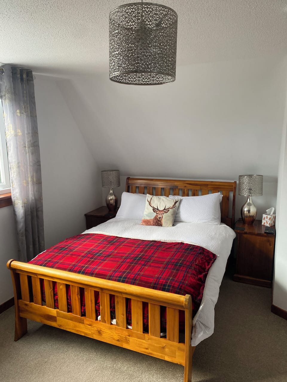 Double Room (The Lochview Double Suite) | Individually decorated, individually furnished, iron/ironing board