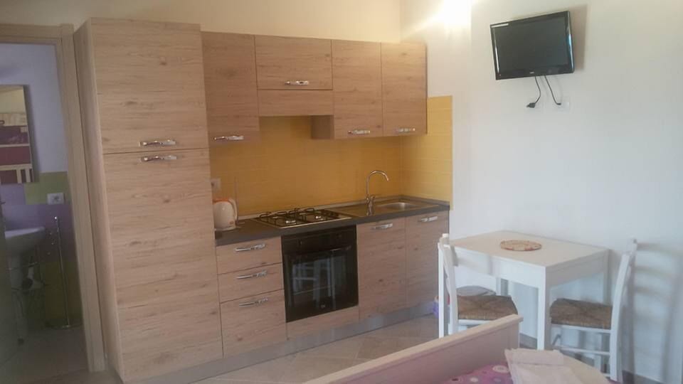Studio, Terrace | Private kitchen | Fridge, electric kettle
