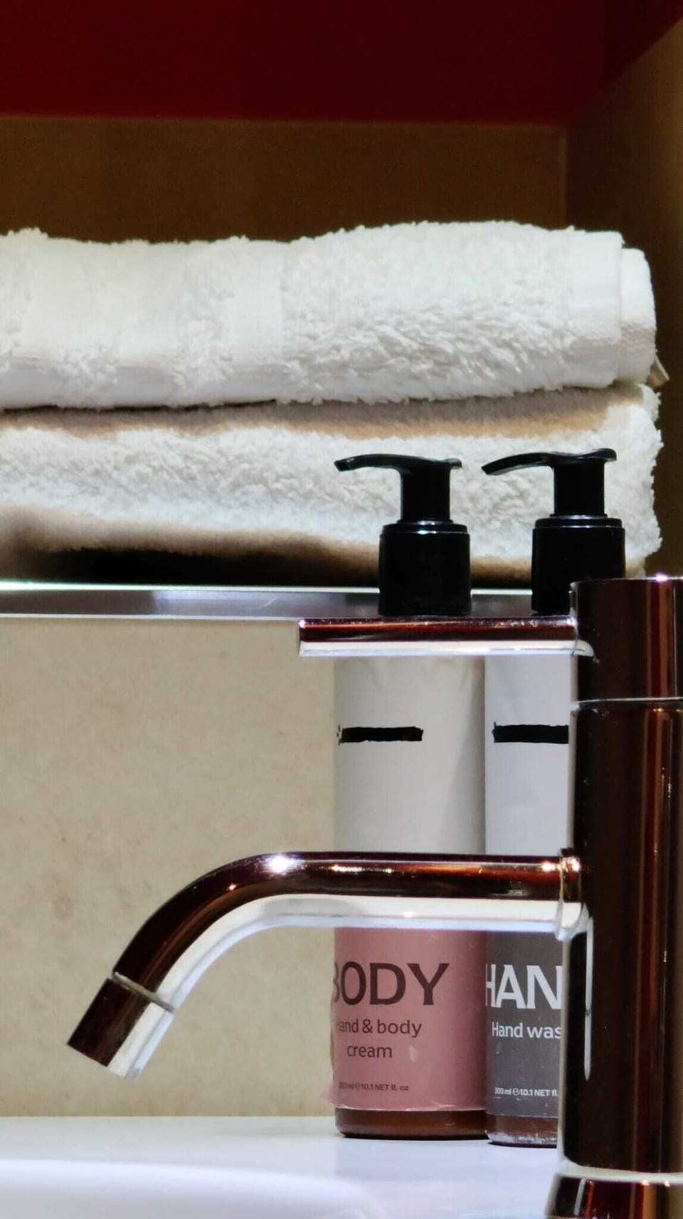 Superior Double Room, City View | Bathroom