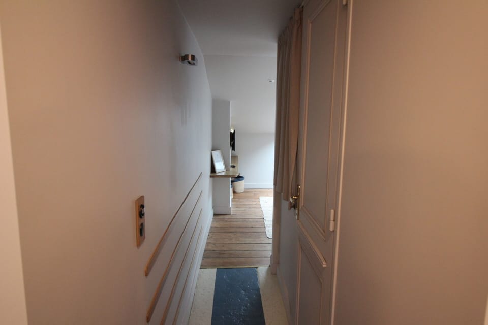 Superior Double Room, City View (Jardin d'Hélène)