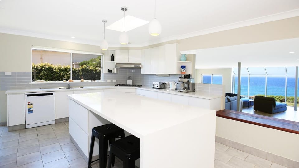 Fantastic chef's kitchen for preparing gourmet meals