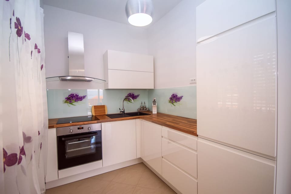 Kitchen - first floor