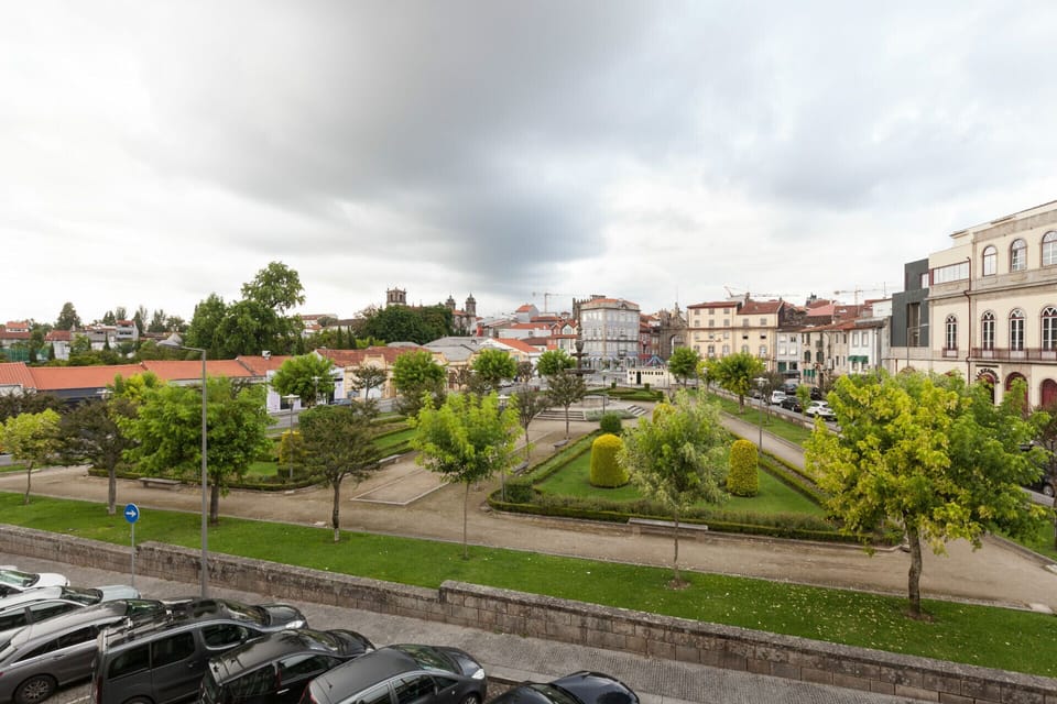 Casa Grande - Minho's Guest Bed and Breakfast in Braga