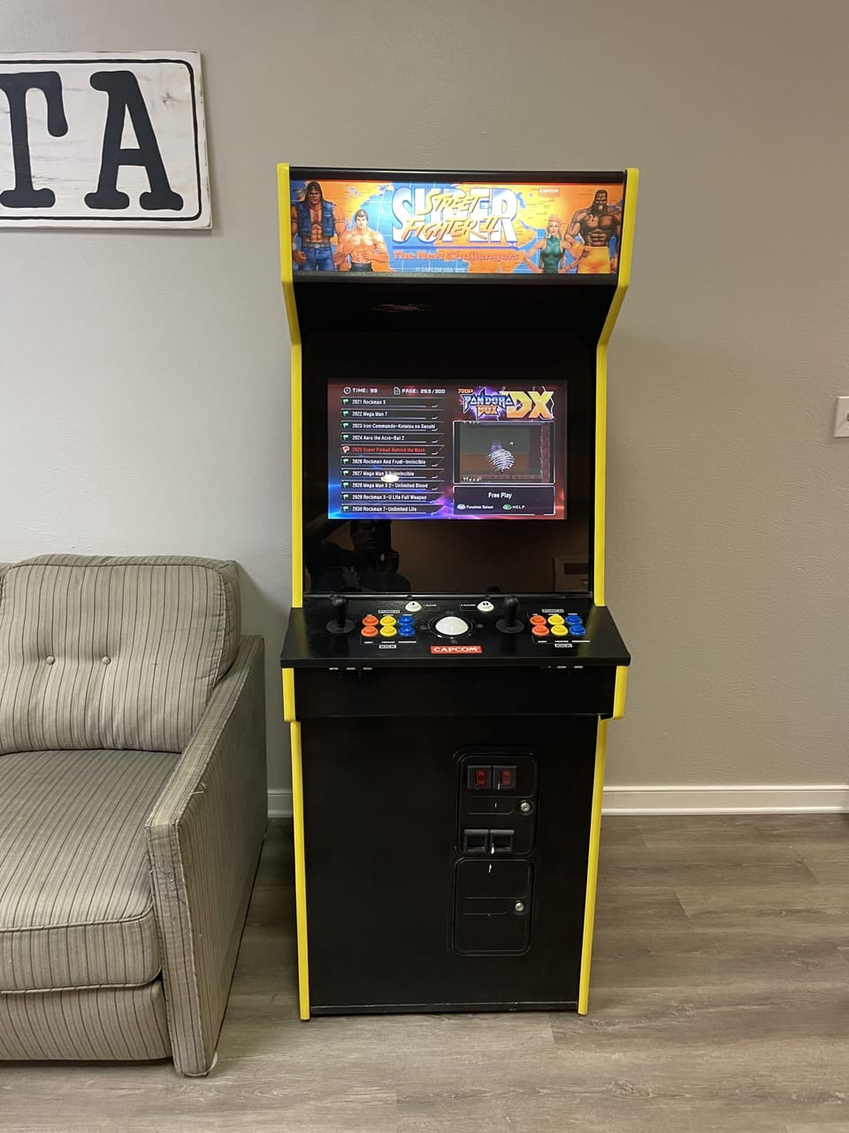 Lower level gameroom - 2 player arcade game - over 3000 games
