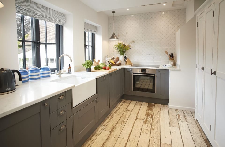 The Dairy, Cotswolds:   Fully-equipped kitchen with Belfast sink