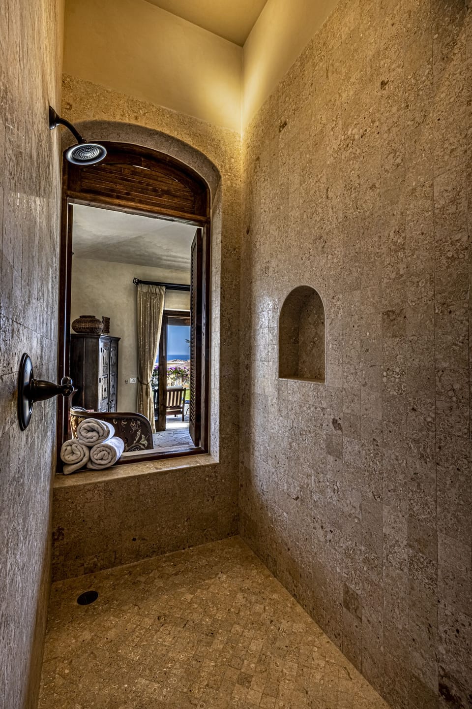 Master Bedroom - Walk-in shower
