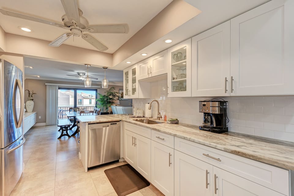 Kitchen leading into dinning area