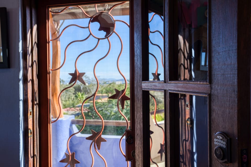 Casa Las Estrellas welcomes you!
