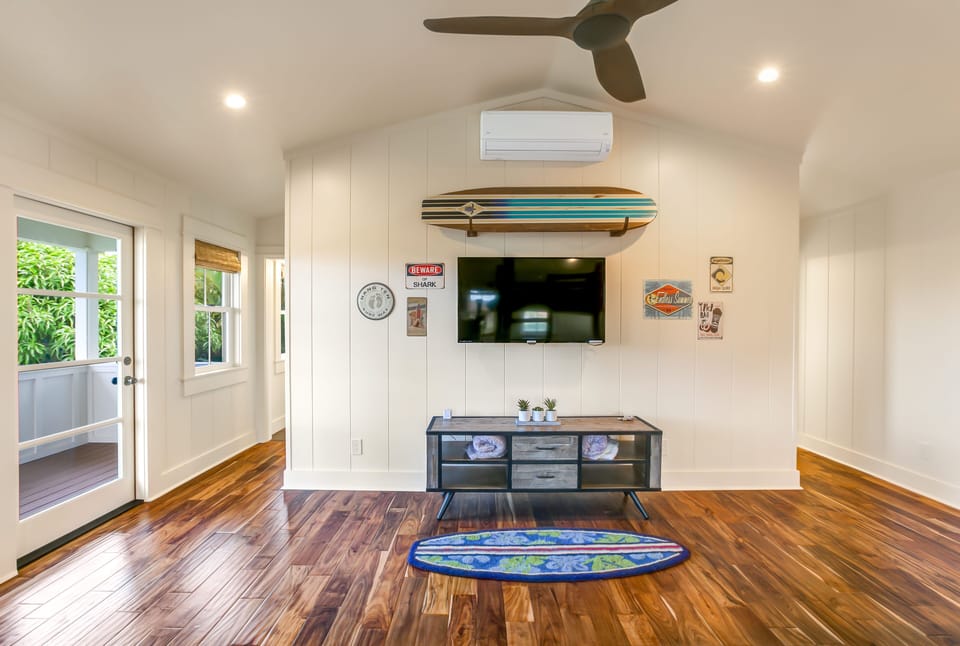 Upstairs bunk room lounge area with 50" Flat Panel Smart TV