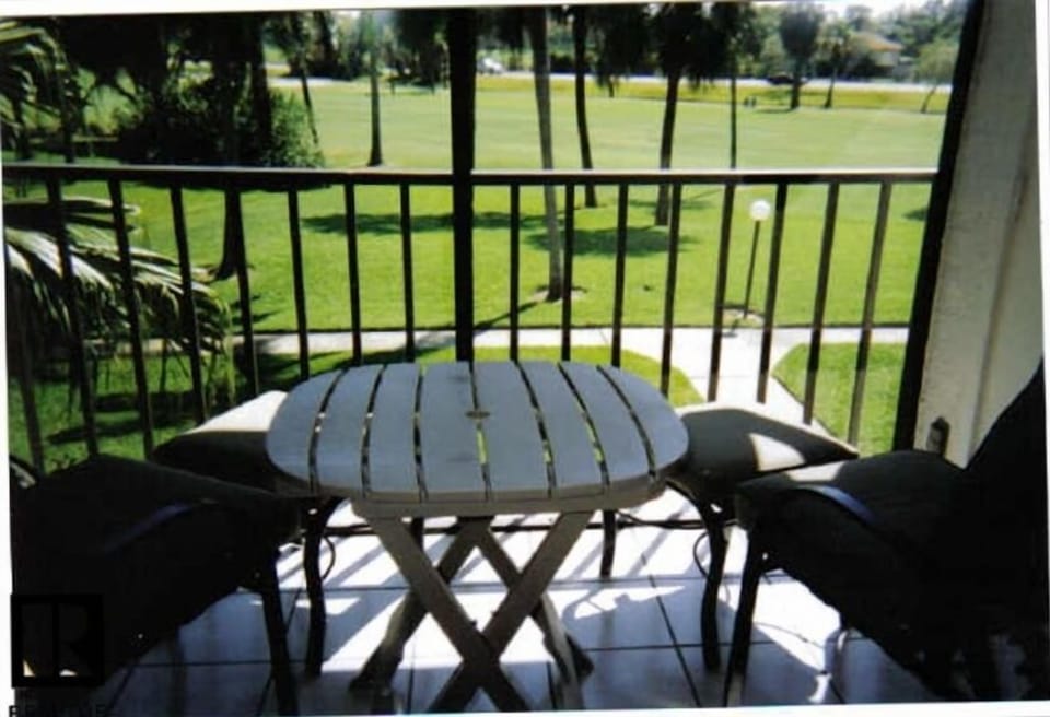 Screened lanai