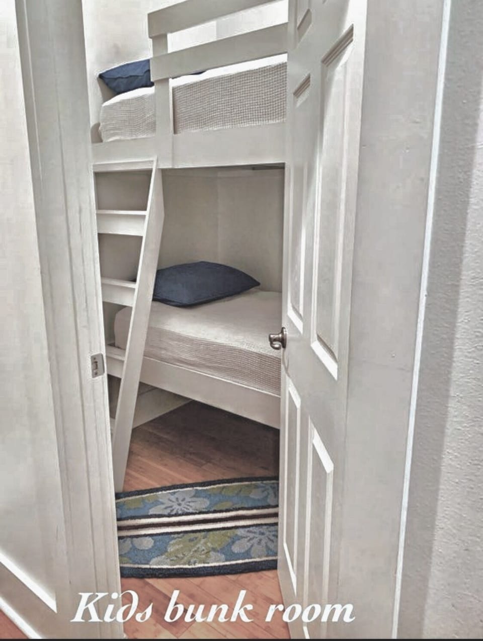 Bonus bunk-room perfect for kids. 