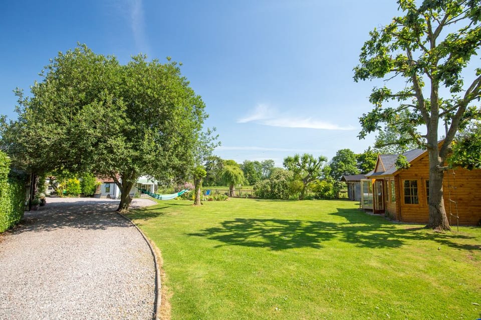 Garden with Summer House and Games Chalet
