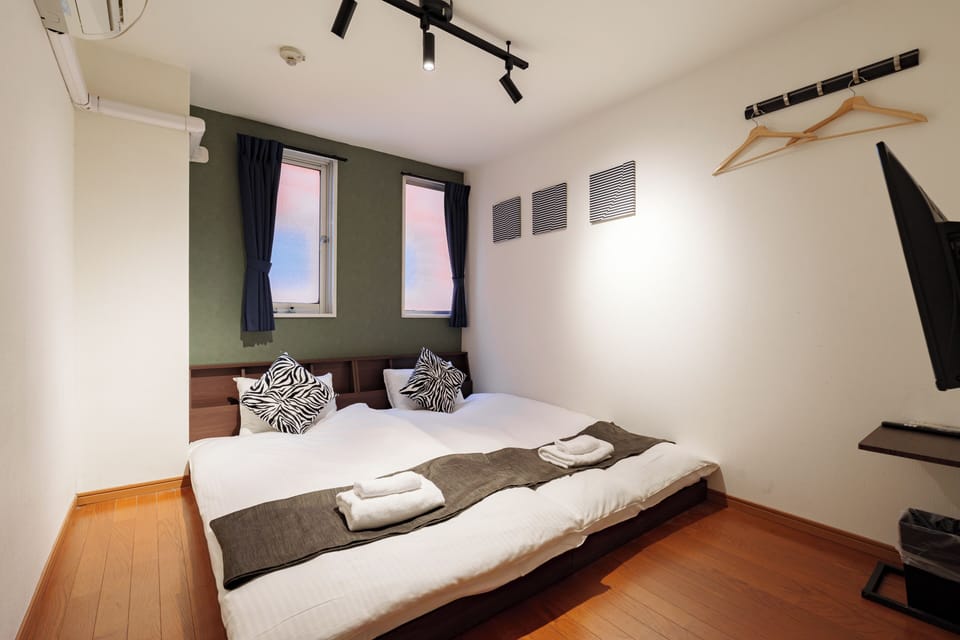 Standard Twin Room, Non Smoking | Free WiFi, bed sheets