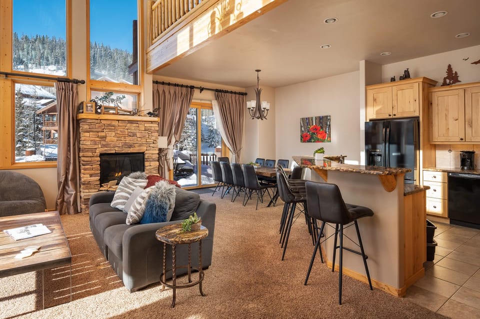 Open concept main level
