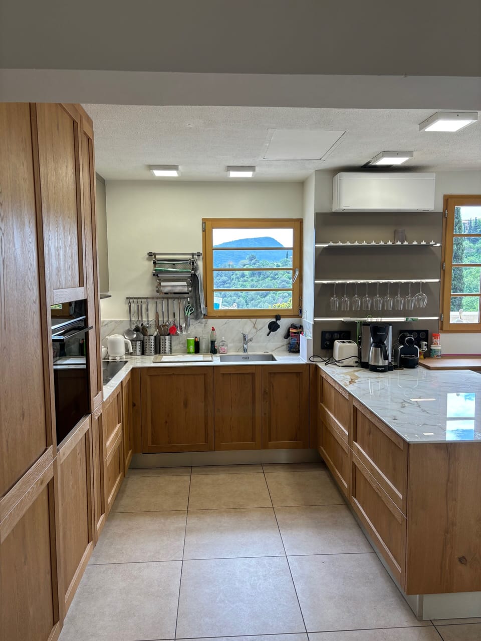 Private kitchen