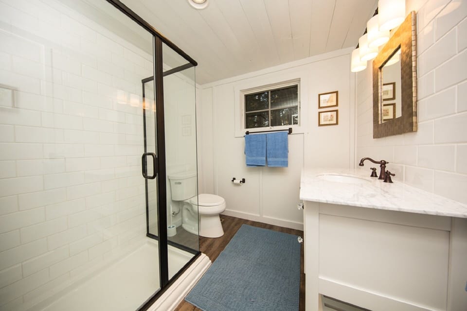 Full bath with Shower