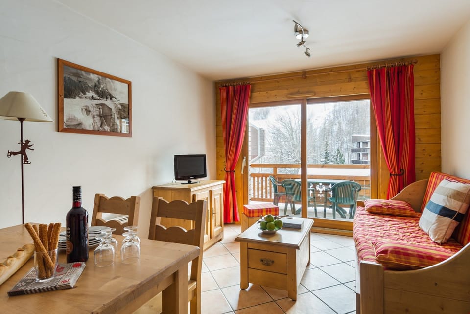 You will love to stay in our cozy apartment in the mountains - may be a duplex!