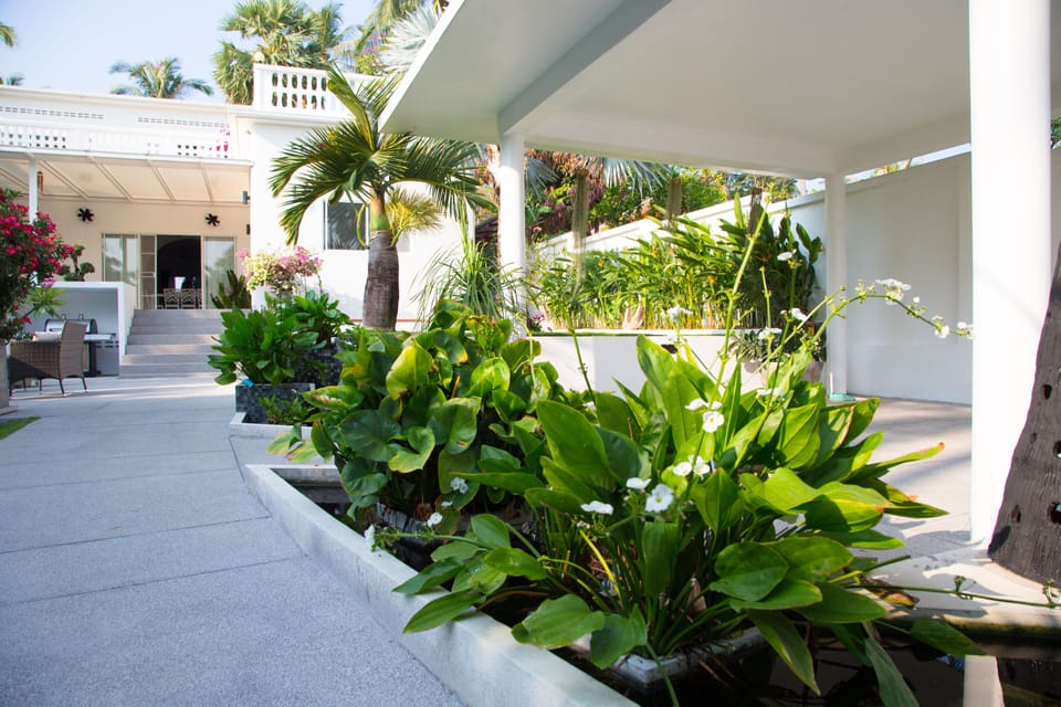 5-Bedrooms Private Pool Villa | Terrace/patio