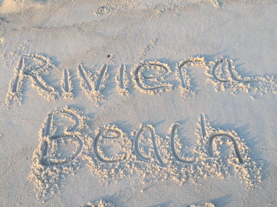 Riviera Beach is right next to Sunnyside, Santa Monica, Laguna and Kiska Beach.