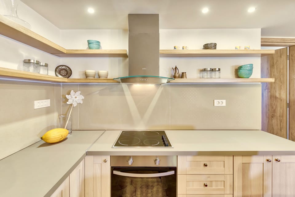 Comfort Villa, 5 Bedrooms, Private Pool | Private kitchen | Coffee/tea maker, full-size fridge, microwave, oven