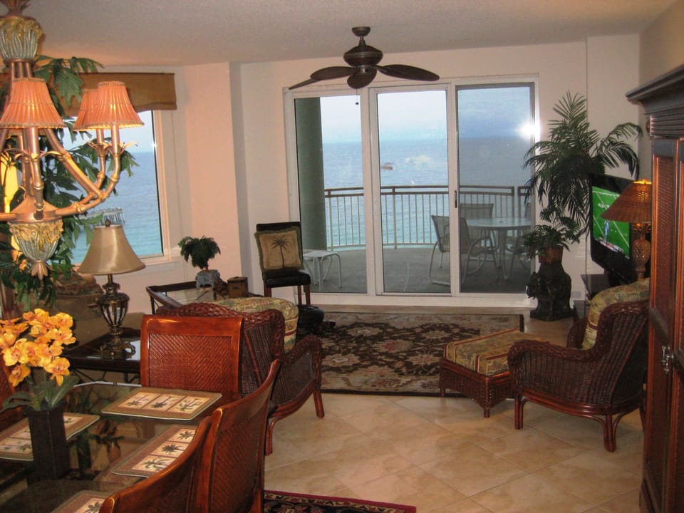Family Room with 17th floor Penthouse views 