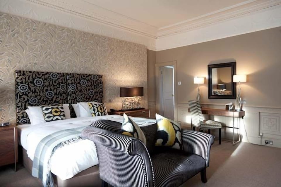 Superior Double or Twin Room | Premium bedding, individually decorated, individually furnished, desk