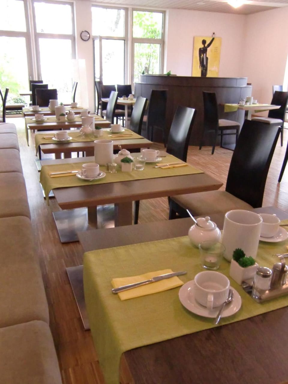 Free daily full breakfast