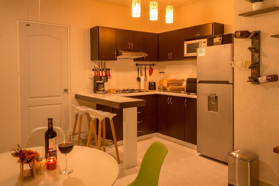 Fridge, microwave, oven, stovetop