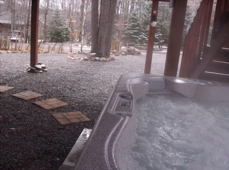 5 person Hot Tub!