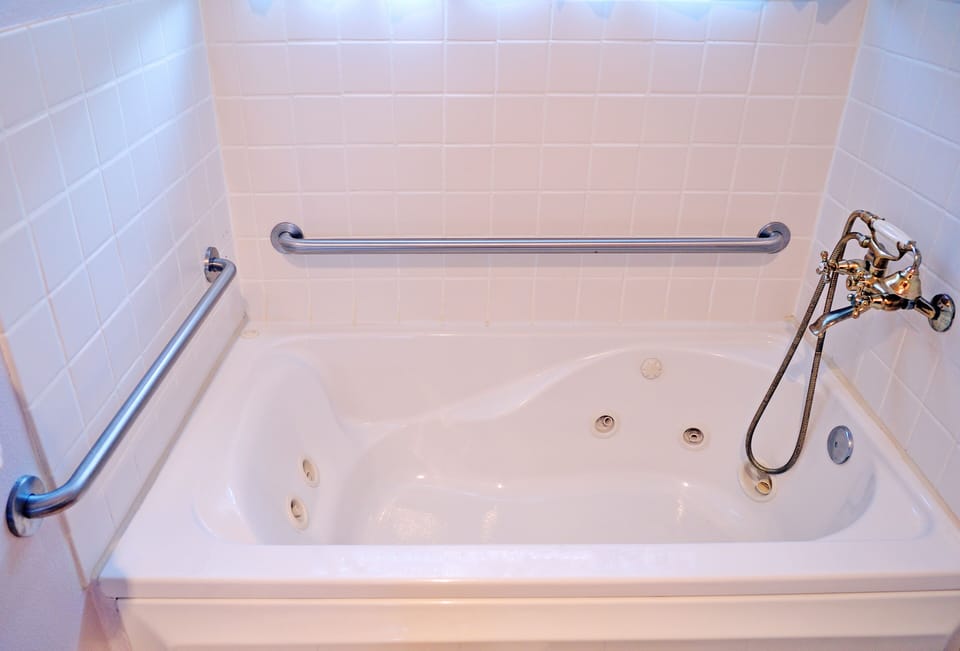 Master Bath 3 East