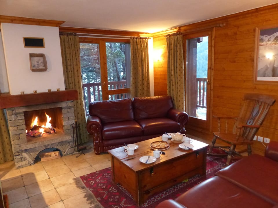 Fireplace in sitting room