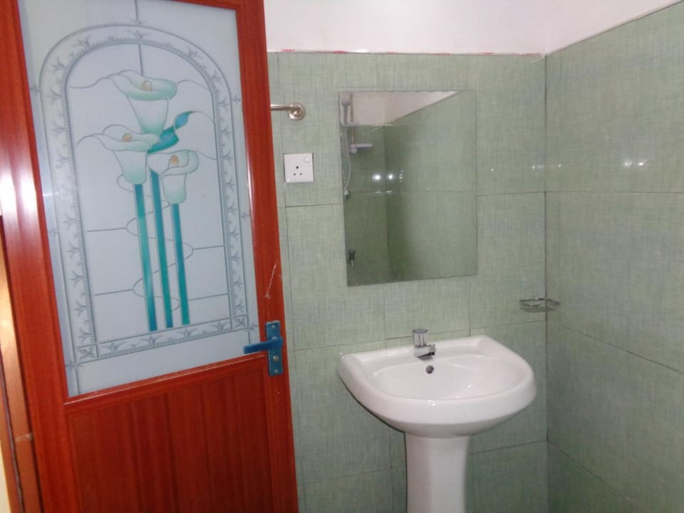 Shower, towels
