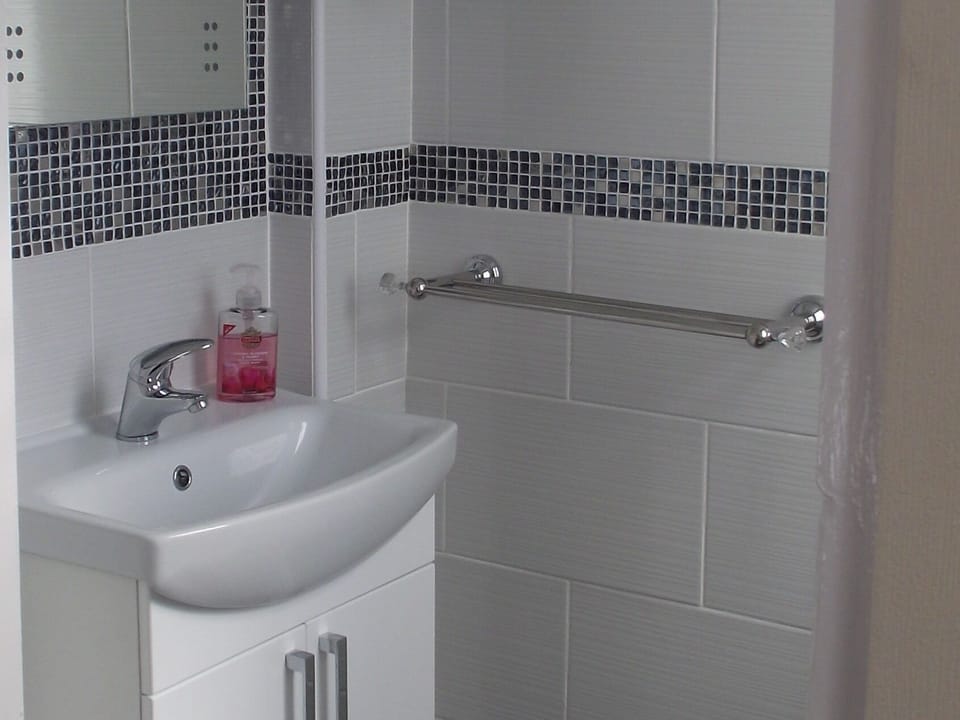 The Heidi Bed & Breakfast Bed and Breakfast in Southport