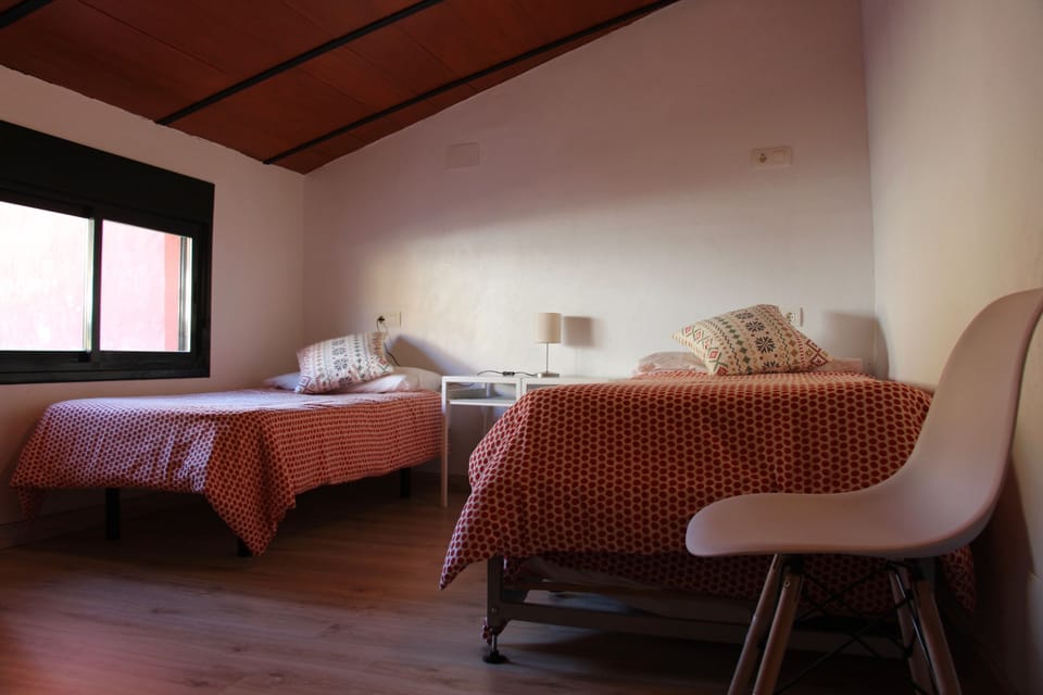 Apartment, 1 Bedroom | Bed sheets, wheelchair access