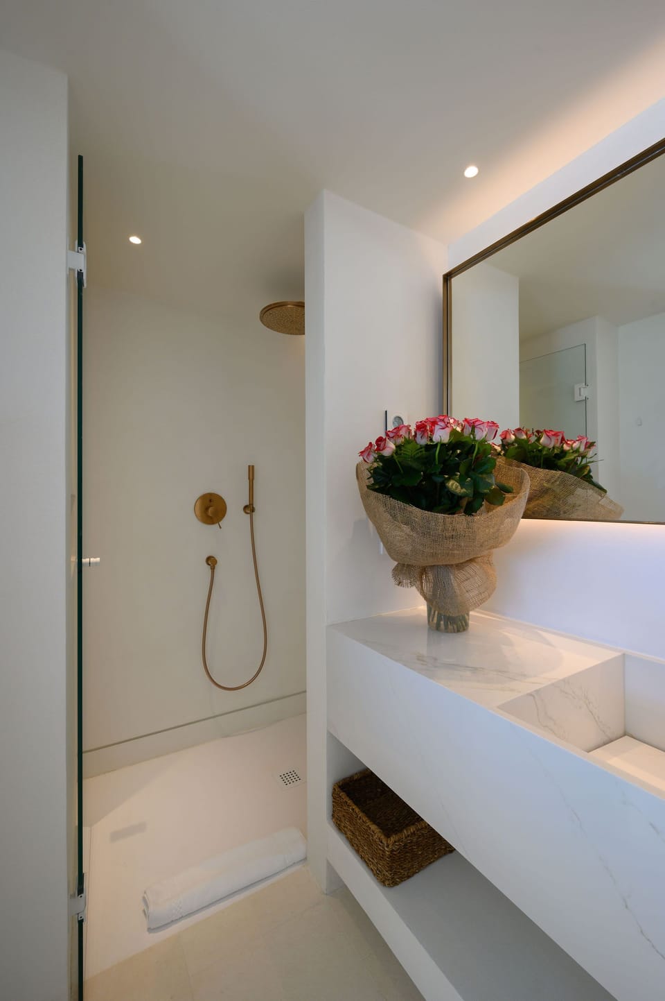 Grand Suite, Private Pool, Oceanfront | Bathroom | Shower, designer toiletries, hair dryer, bathrobes