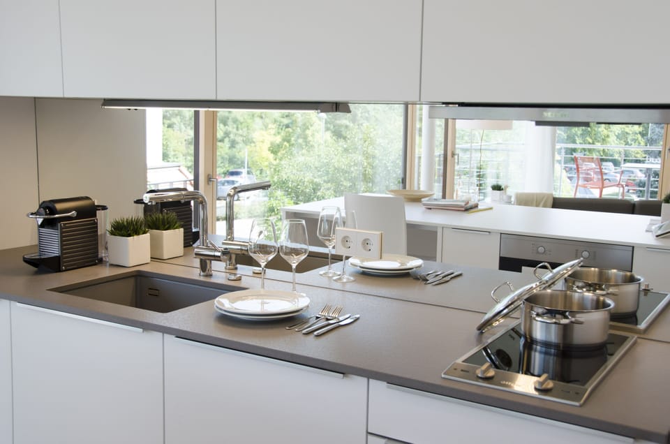 Apartment, Balcony | Private kitchen | Full-size fridge, microwave, oven, stovetop