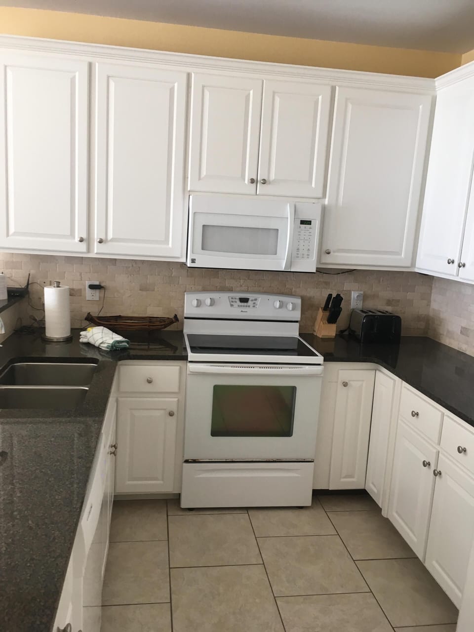 Fully Stocked Kitchen