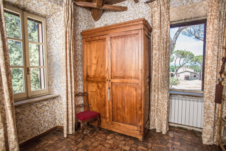 The Voliera suite.